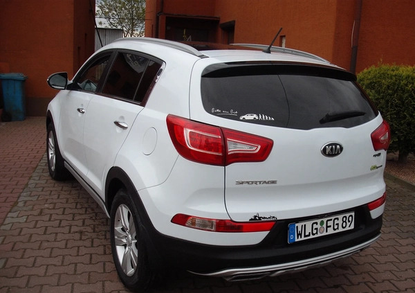 Kia Sportage cena 47990 przebieg: 164000, rok produkcji 2013 z Supraśl małe 137